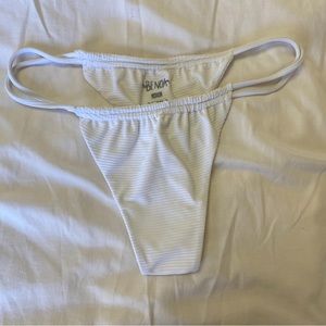 Benoa White Ribbed Bottoms